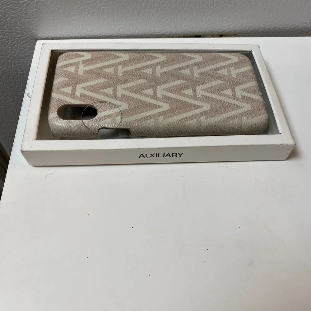 Alxiliary iPhone X/XS smartphone case